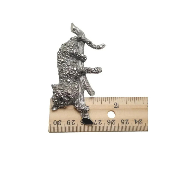 Marcasite Lounging Leopard on Branch Brooch Pin Silver Tone Vintage - Picture 5 of 5